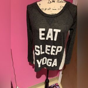 Women's Gray Graphic Long Sleeve Top